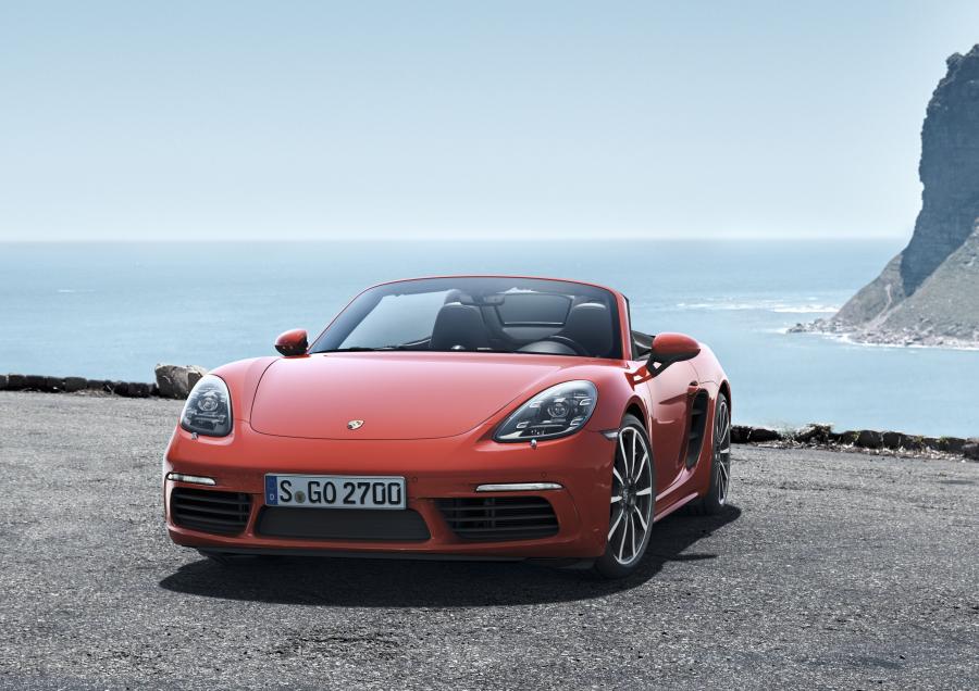  Porsche 718 Boxster S 2016 года  (фото 11 из 34)